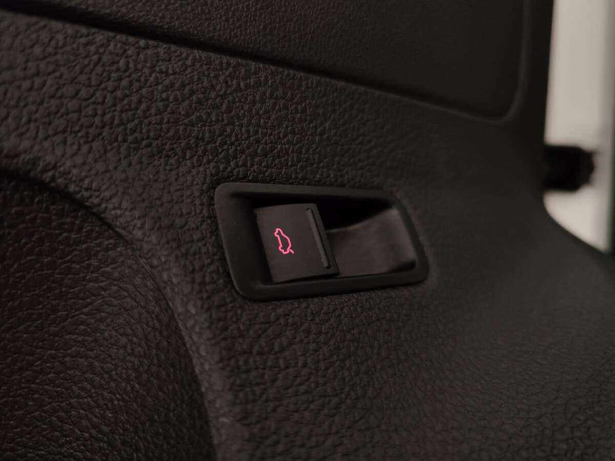 Volkswagen Polo, 2011 Фото №14