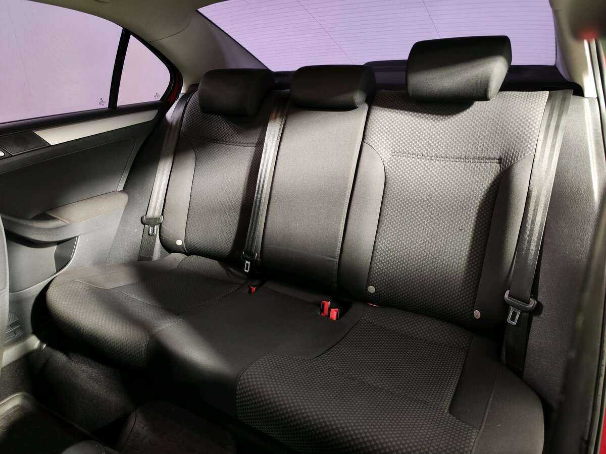 Volkswagen Jetta, 2011 Фото №9