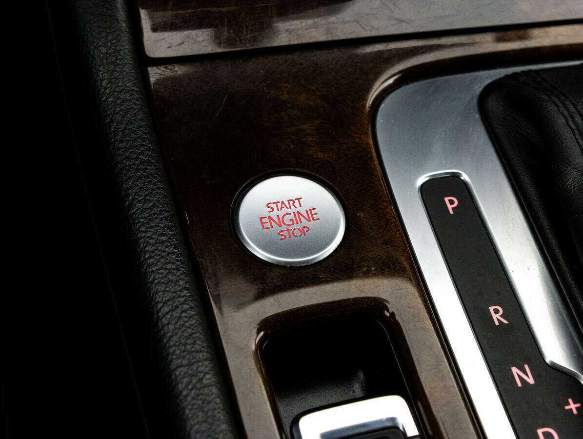 Volkswagen Touareg, 2012 Фото №14