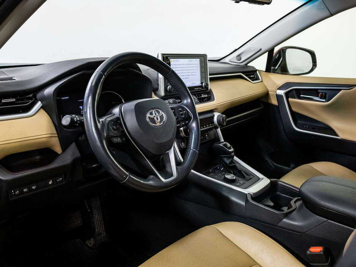 Toyota RAV4, 2019 Фото №11