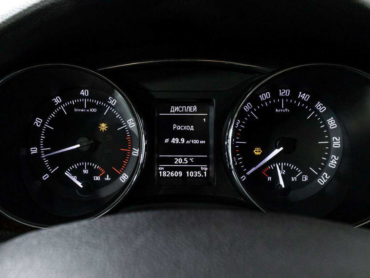 Skoda Superb, 2011 Фото №12