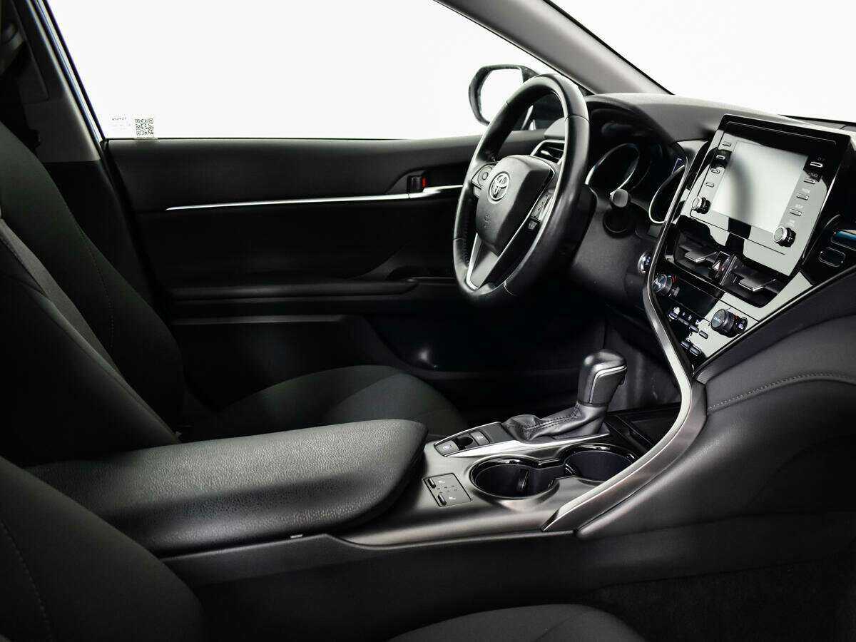 Toyota Camry, 2021 Фото №11