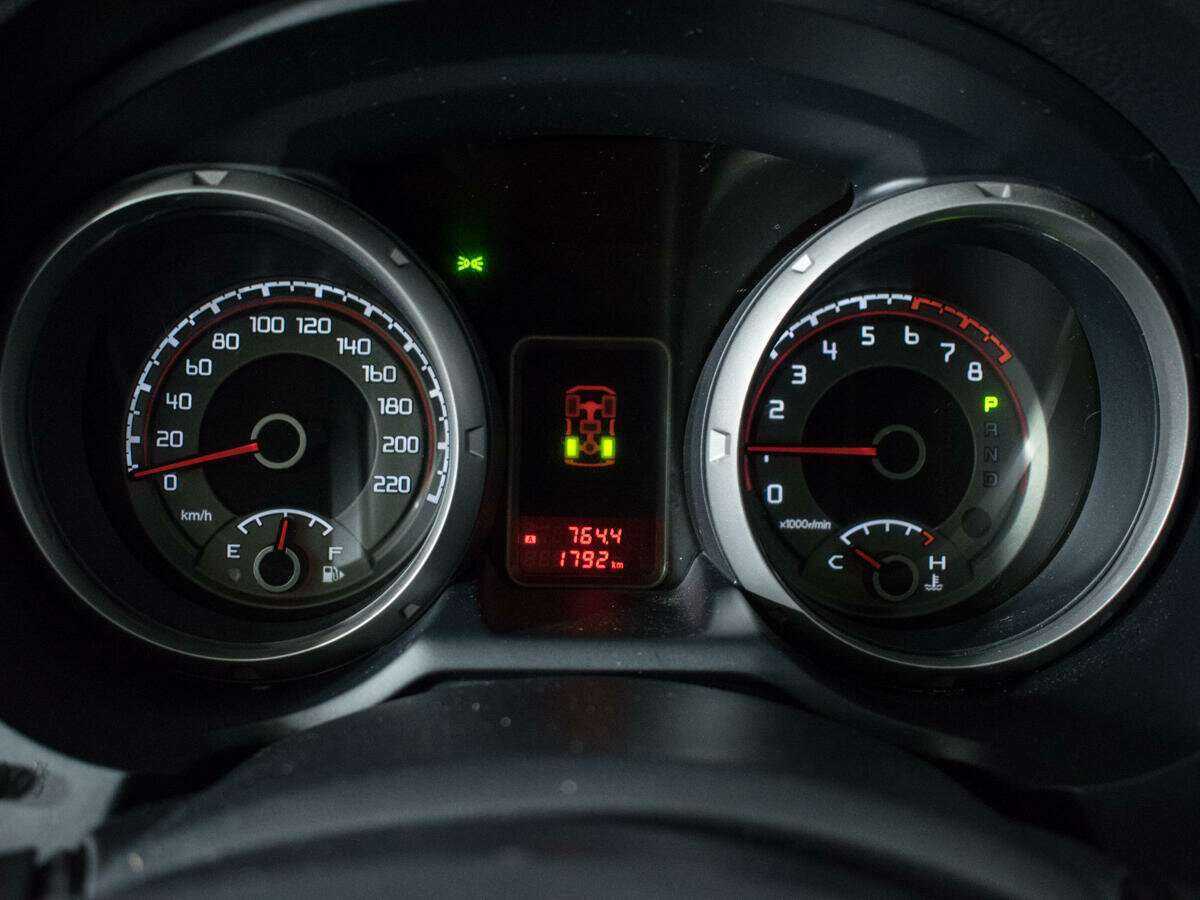 Mitsubishi Pajero, 2021 Фото №11