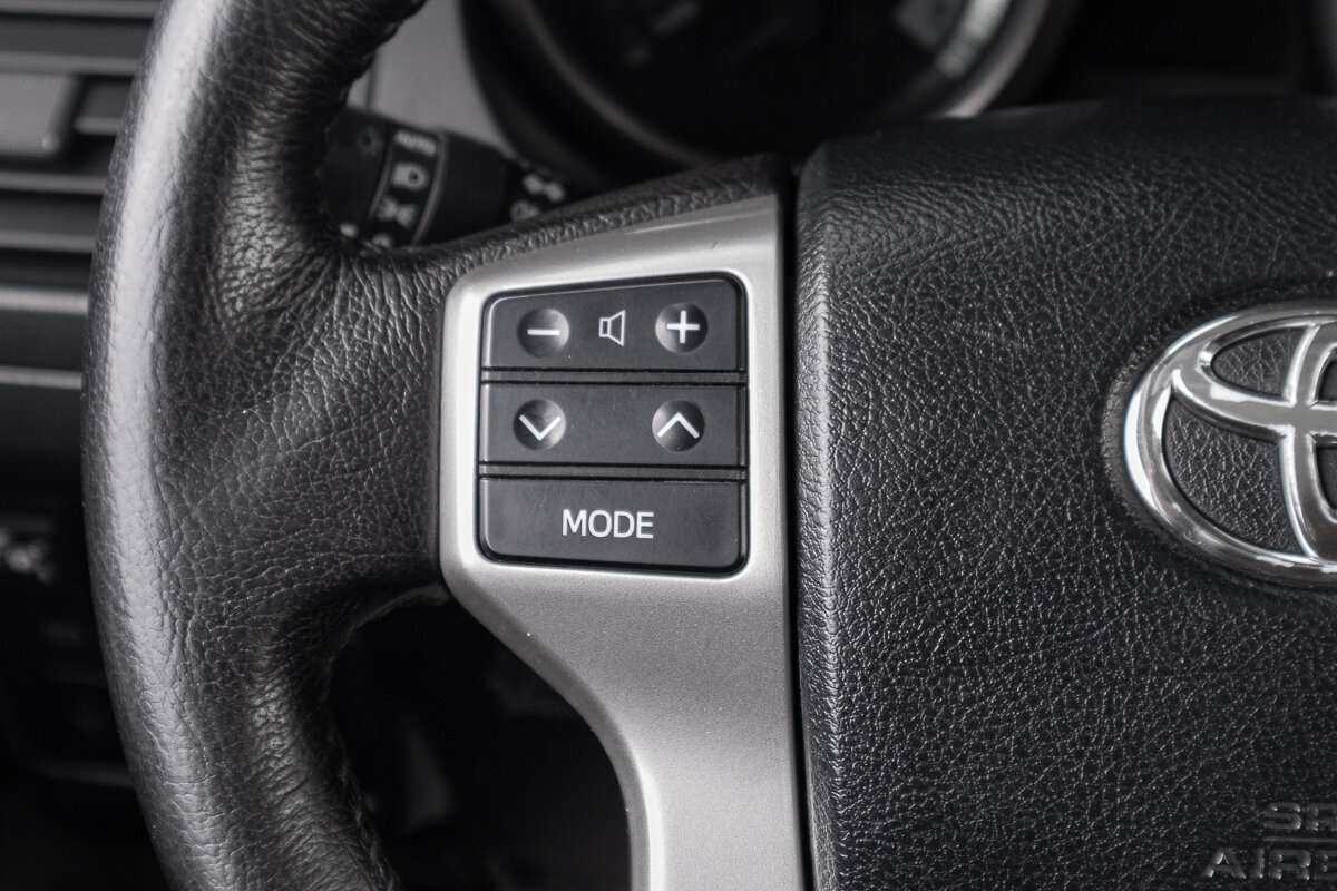 Toyota Land Cruiser Prado, 2010 Фото №10