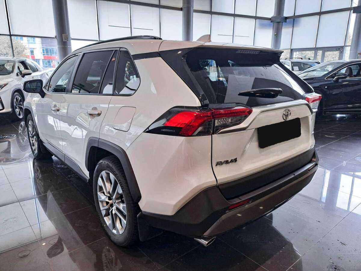 Toyota RAV4, 2021 Фото №7