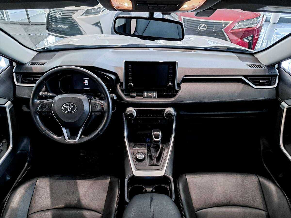 Toyota RAV4, 2021 Фото №12