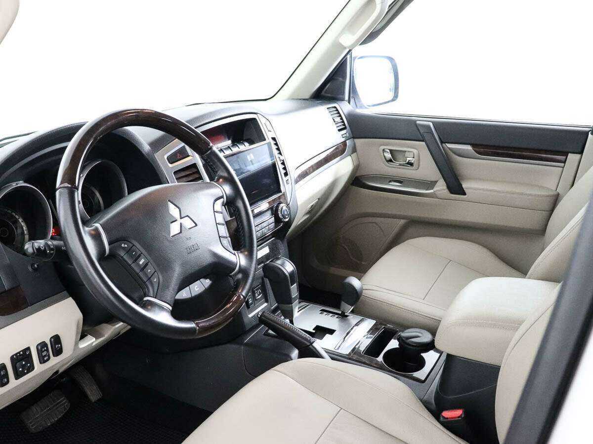 Mitsubishi Pajero, 2019 Фото №9