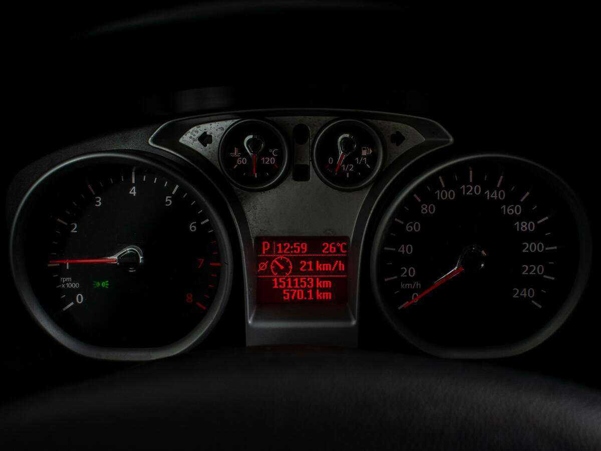 Ford Focus, 2010 Фото №10