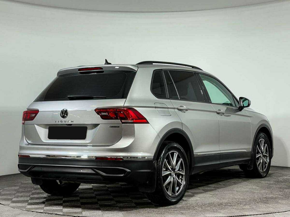 Volkswagen Tiguan, 2021 - 45 200 км. | Фото №4