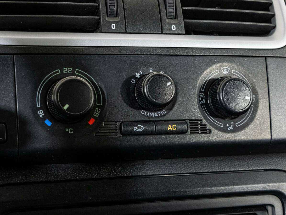 Skoda Fabia, 2010 Фото №13