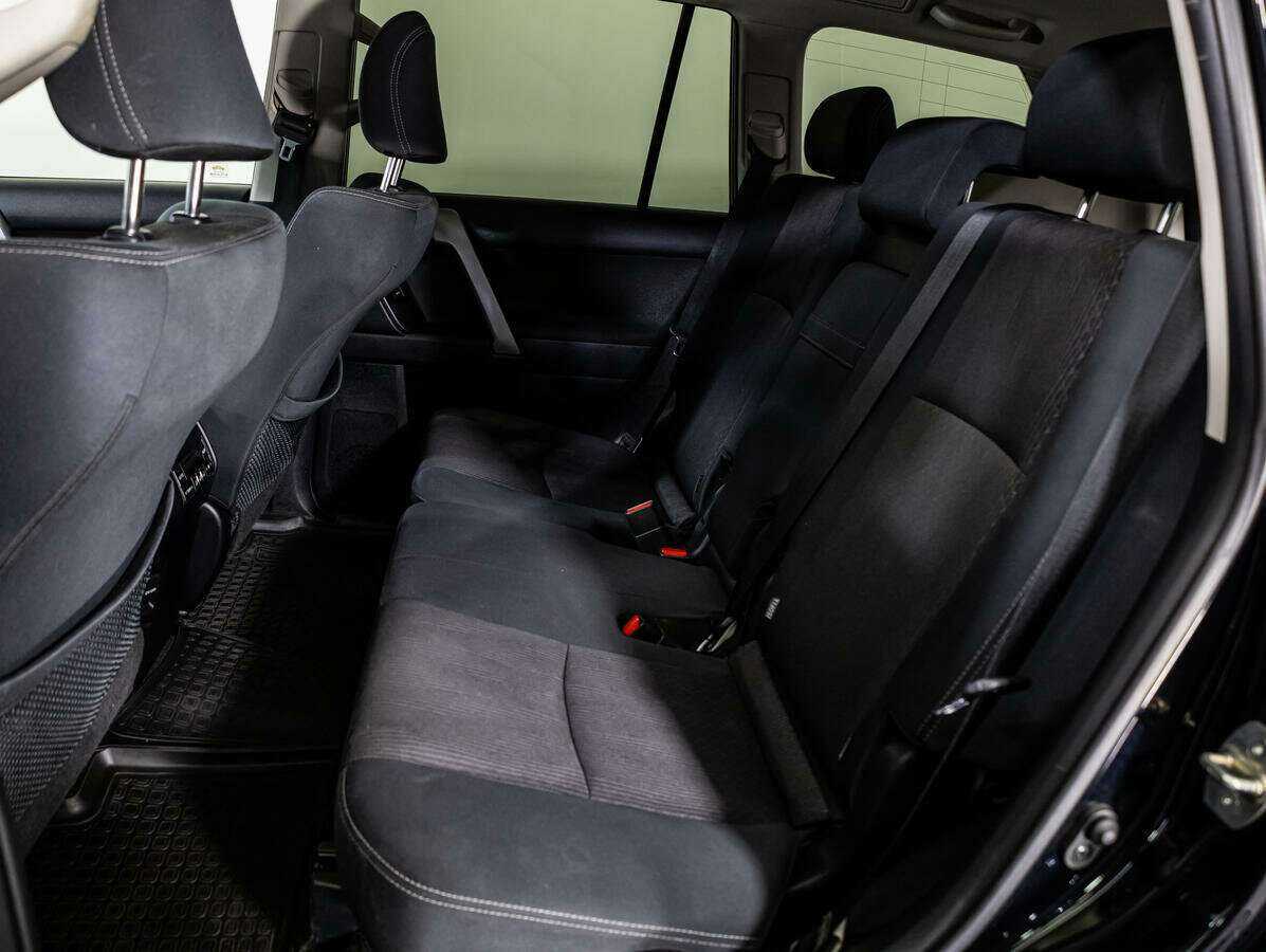 Toyota Land Cruiser Prado, 2021 - 35 754 км. | Фото №8