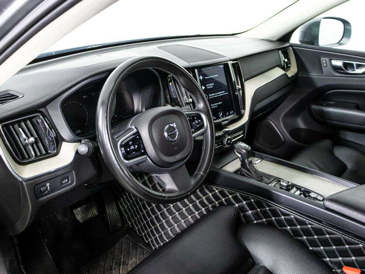 Volvo XC60, 2018 Фото №11