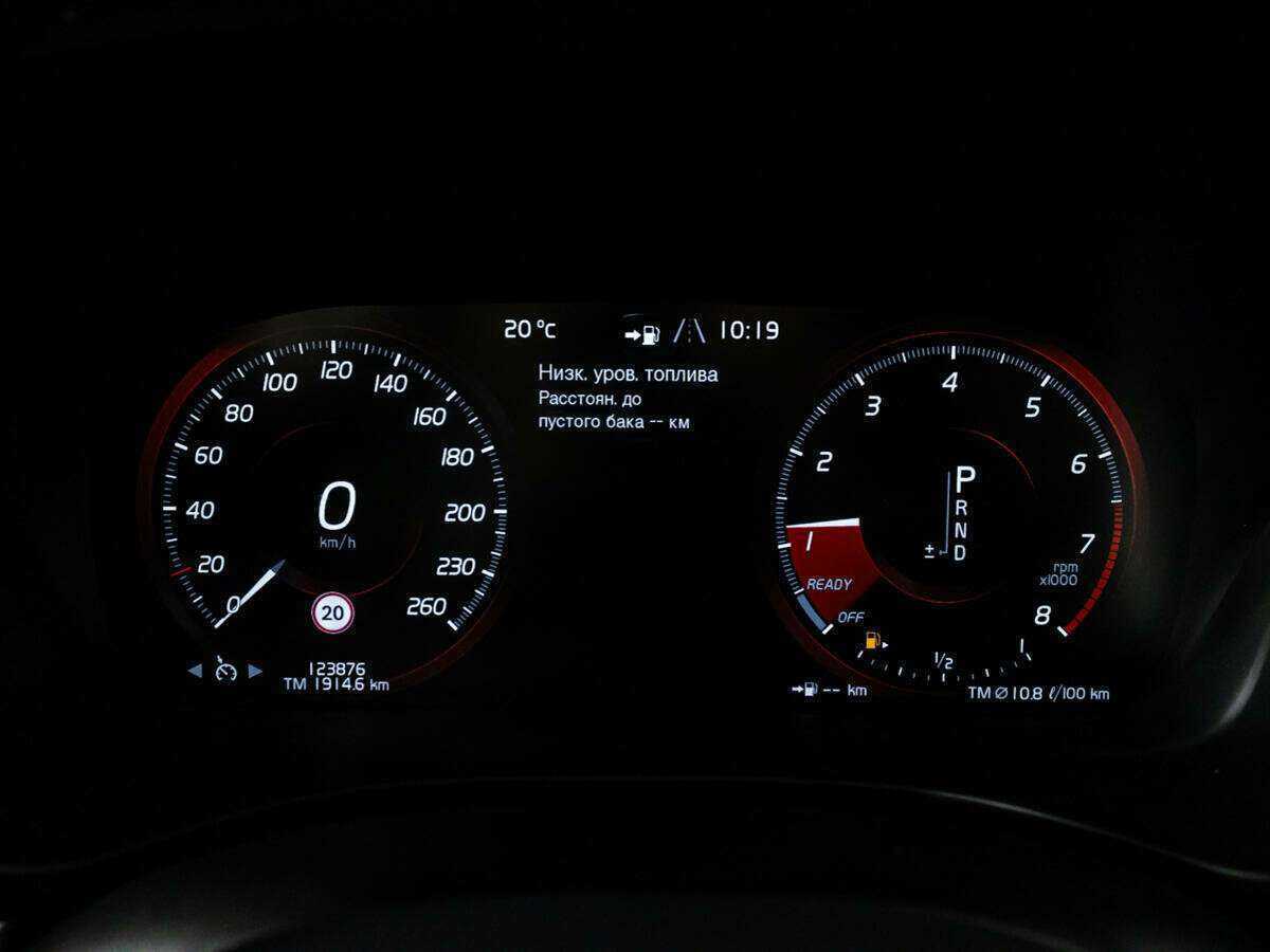 Volvo XC60, 2018 Фото №12