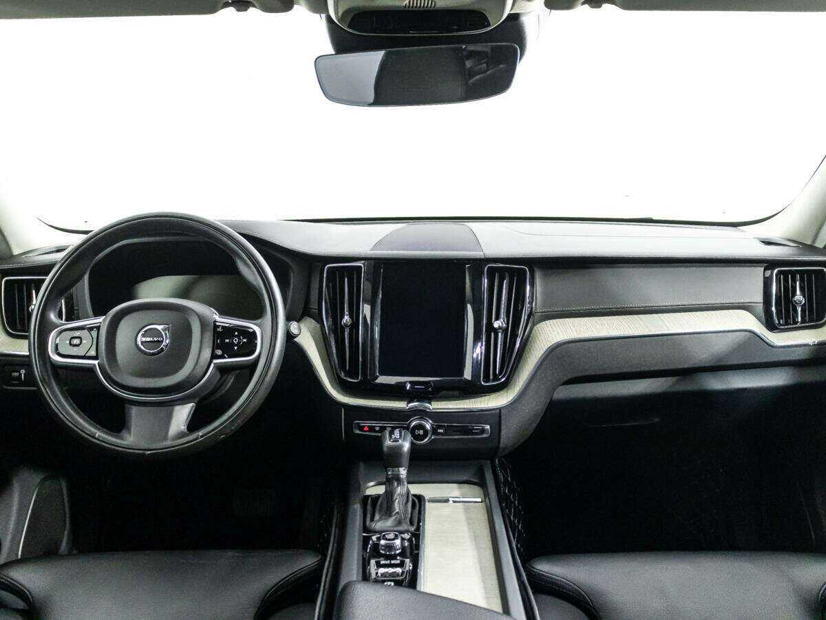 Volvo XC60, 2018 Фото №13