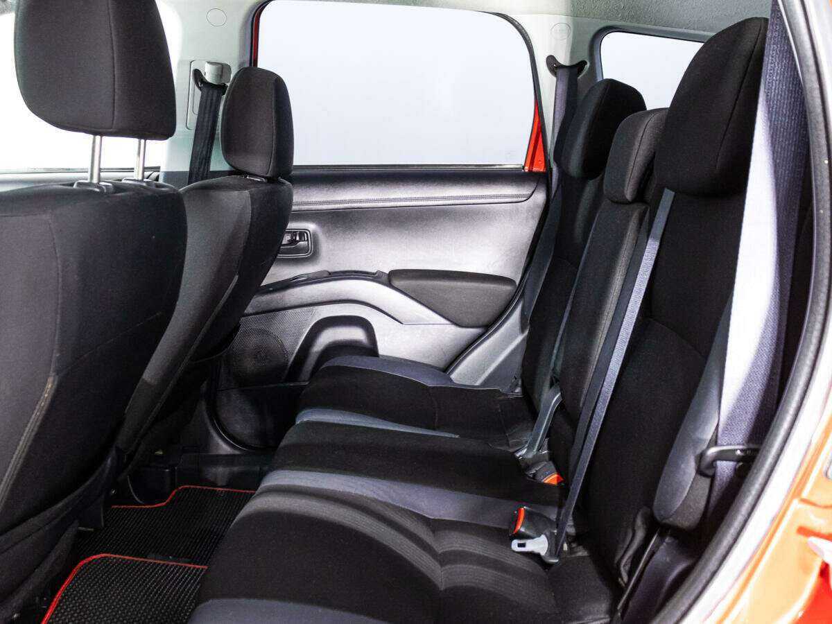 Mitsubishi Outlander, 2011 Фото №9