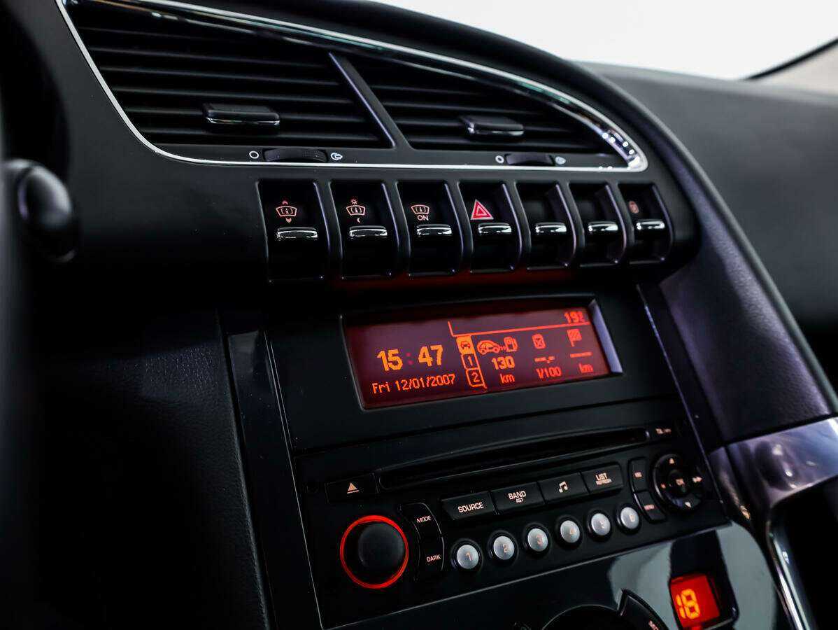 Peugeot 3008, 2011 Фото №11