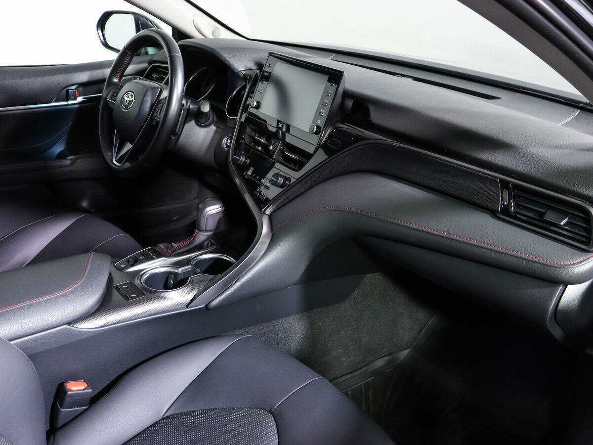 Toyota Camry, 2021 - 20 125 км. | Фото №3