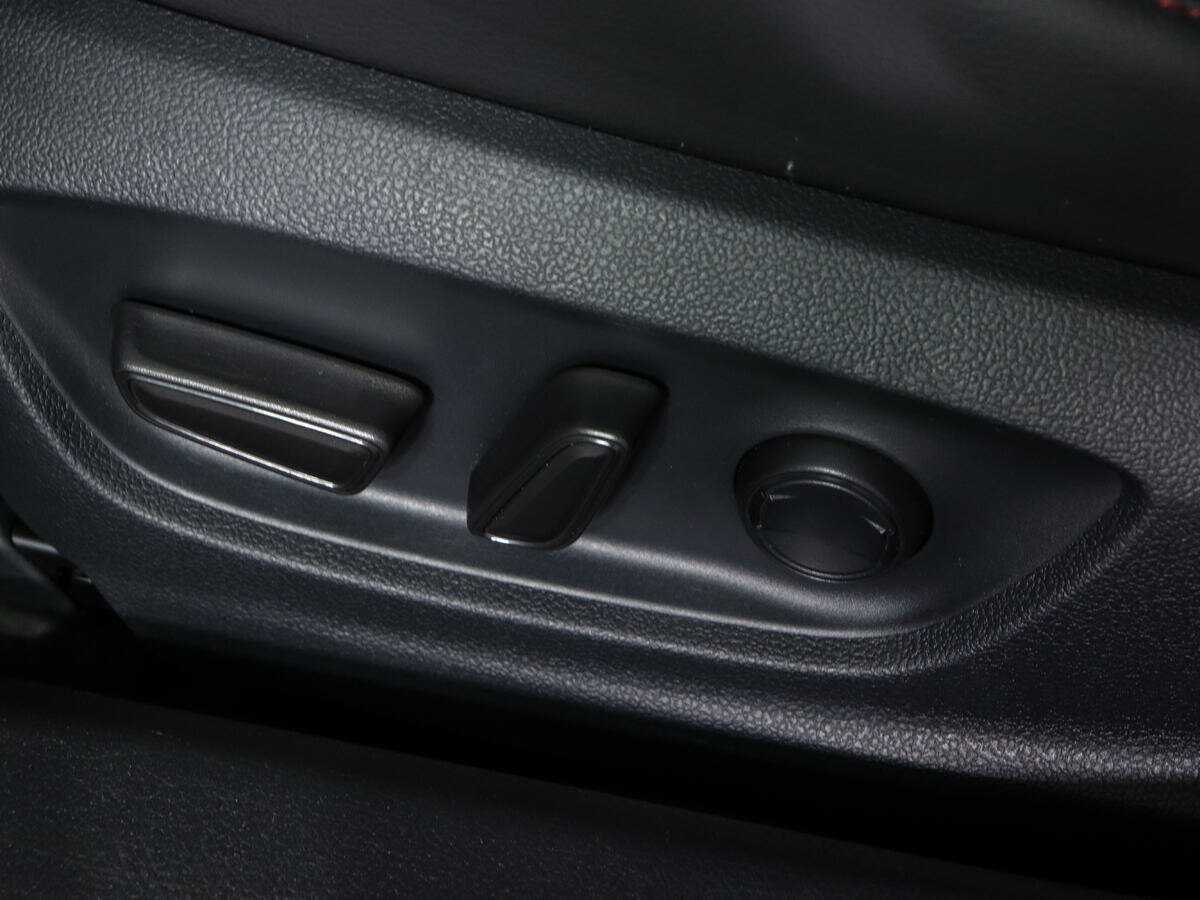 Toyota Camry, 2021 Фото №14