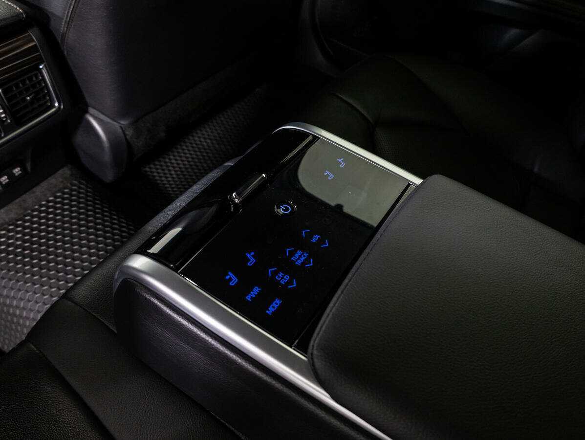 Toyota Camry, 2020 Фото №18