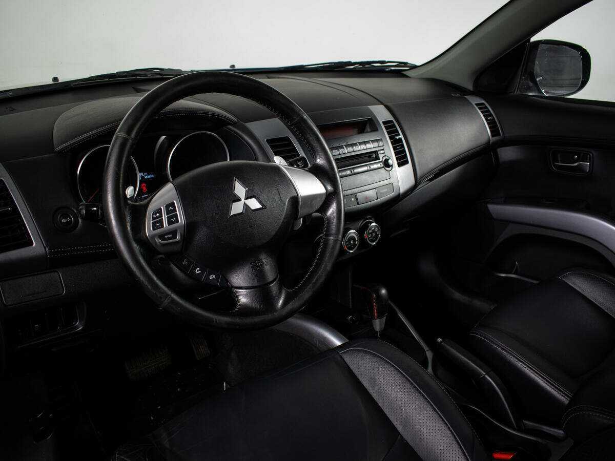 Mitsubishi Outlander, 2010 Фото №11