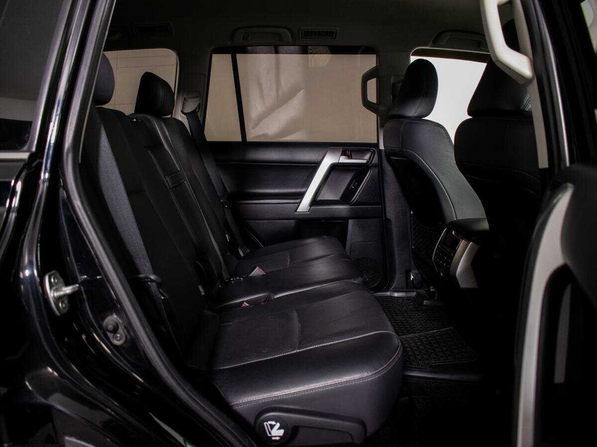 Toyota Land Cruiser Prado, 2018 Фото №9
