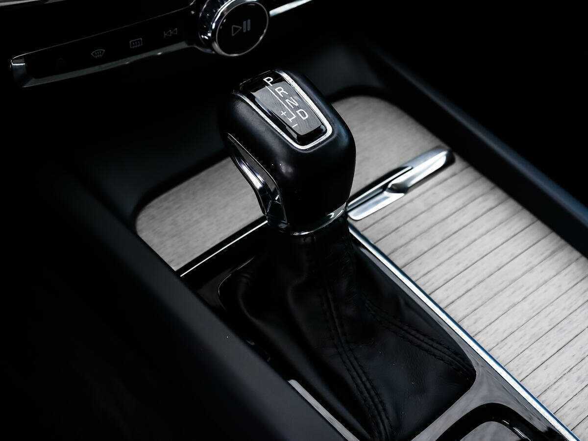 Volvo XC60, 2018 Фото №10