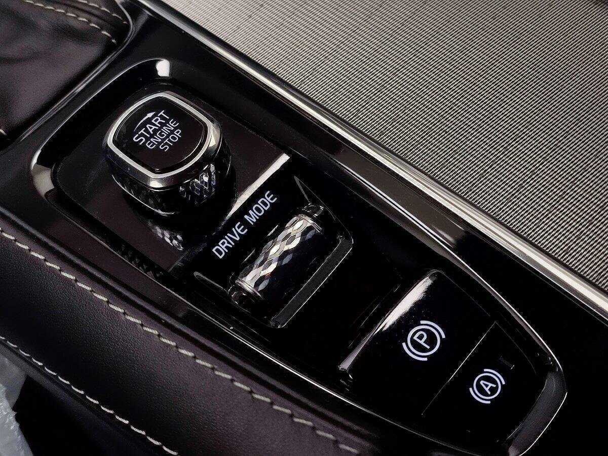 Volvo XC90, 2020 Фото №16