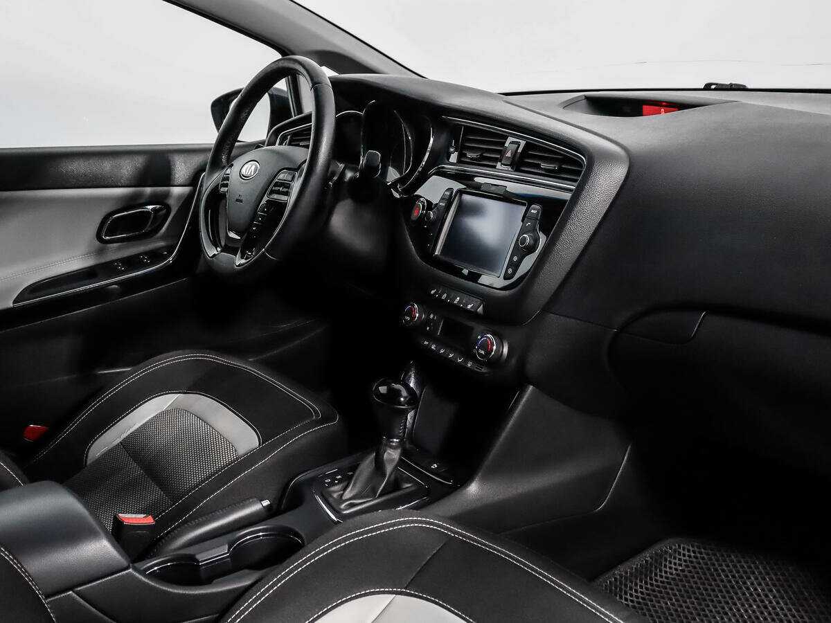 Kia Ceed, 2017 Фото №12
