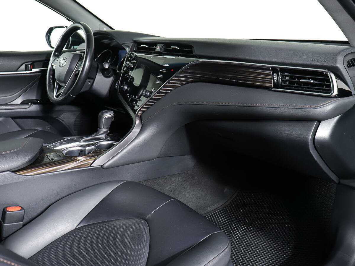 Toyota Camry, 2021 Фото №11