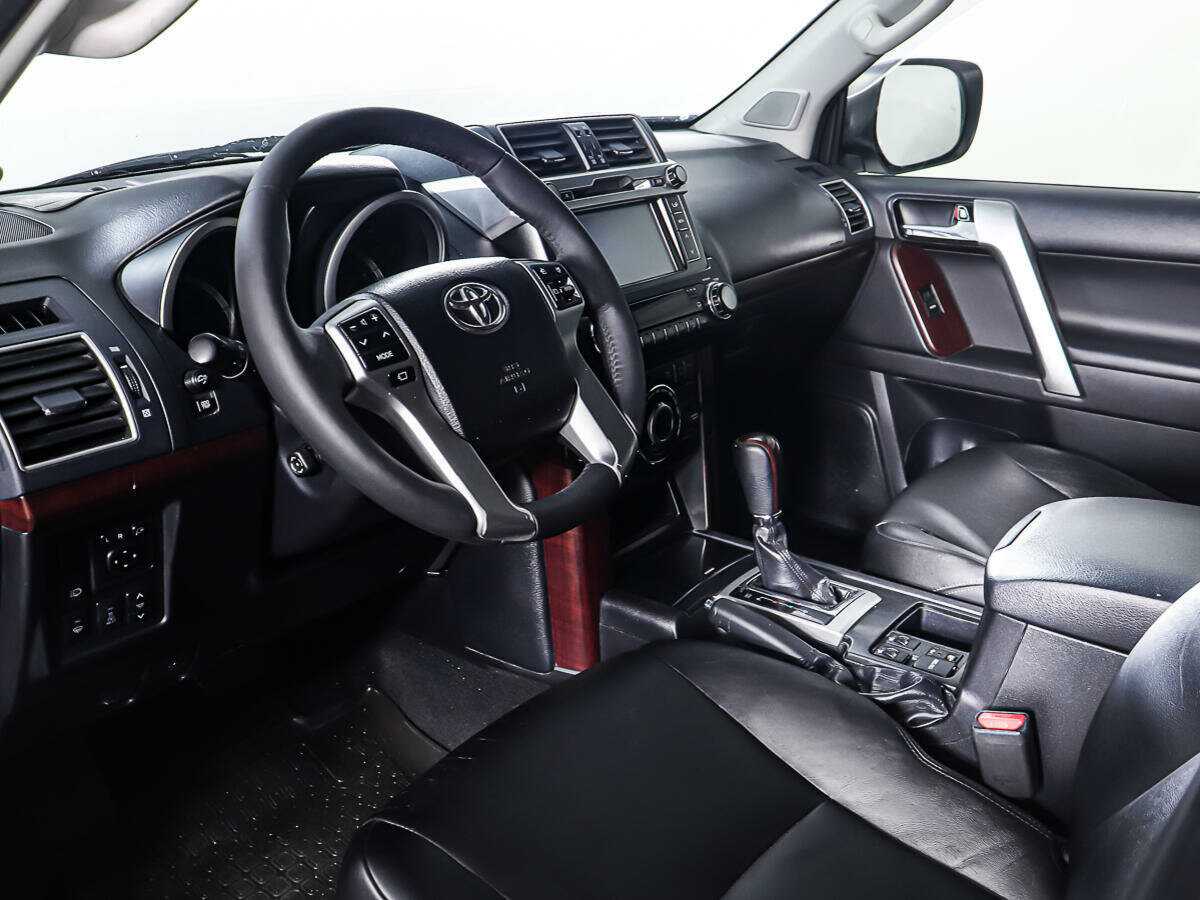 Toyota Land Cruiser Prado, 2013 Фото №12