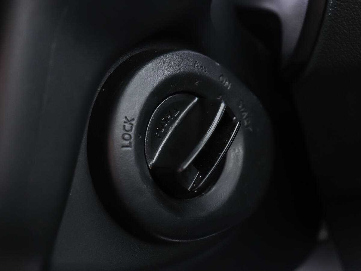 Nissan X-Trail, 2011 Фото №18