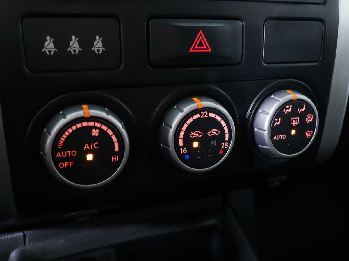 Nissan X-Trail, 2011 Фото №20