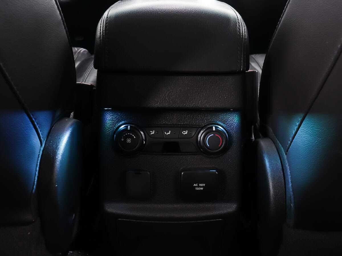 Ford Explorer, 2013 Фото №19