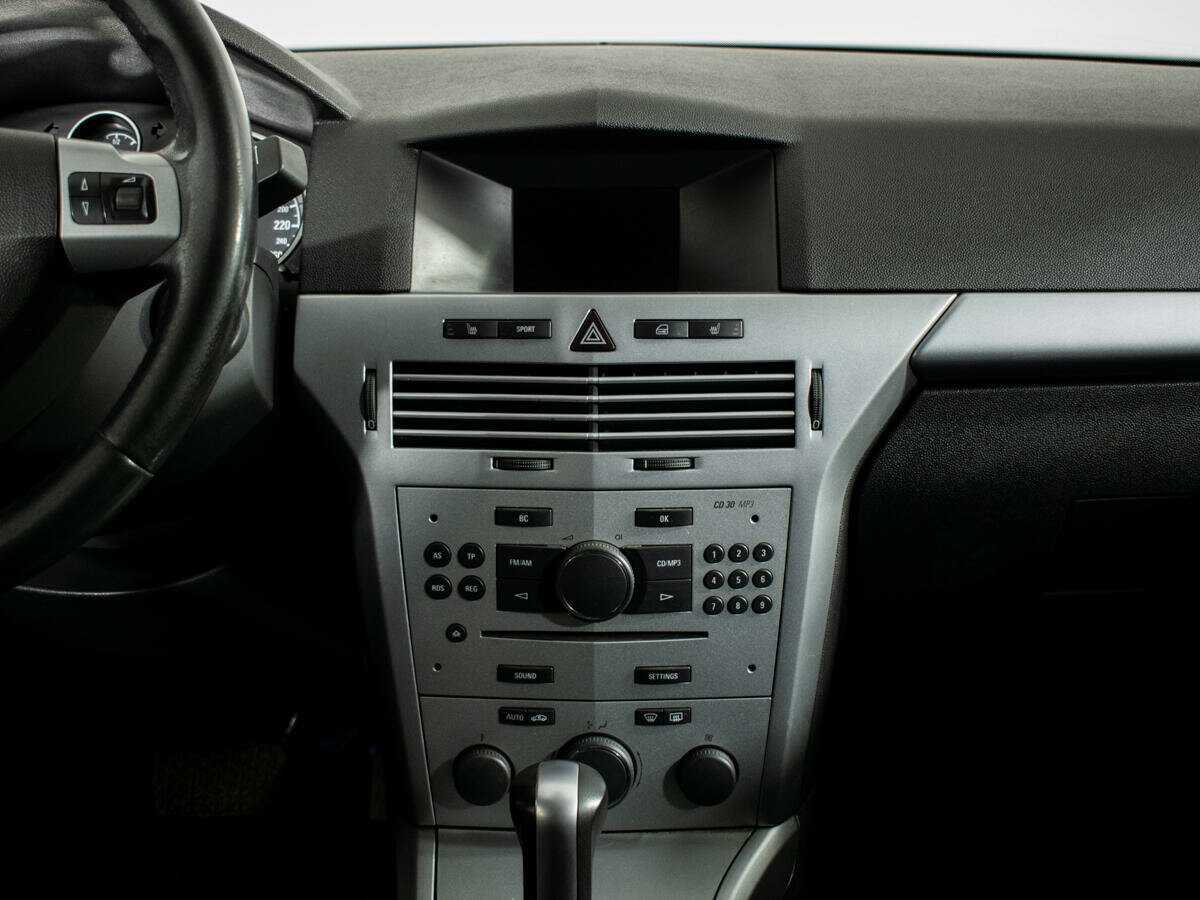 Opel Astra, 2010 Фото №11