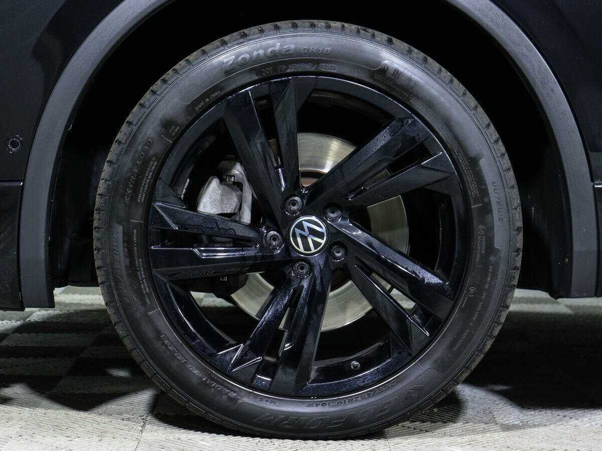 Volkswagen Tiguan, 2021 Фото №13