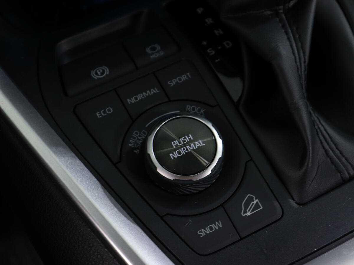 Toyota RAV4, 2020 Фото №23