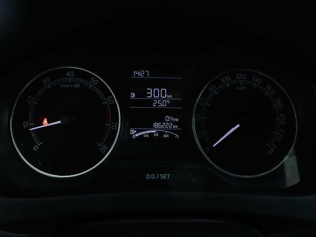 Skoda Rapid, 2017 Фото №13