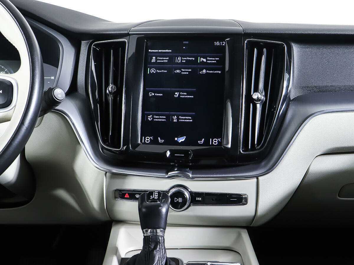 Volvo XC60, 2018 Фото №12