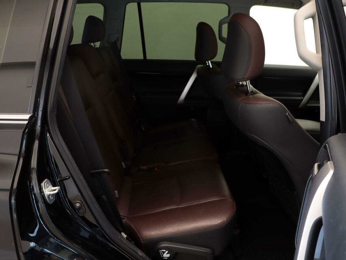 Toyota Land Cruiser Prado, 2017 - 128 900 км. | Фото №8