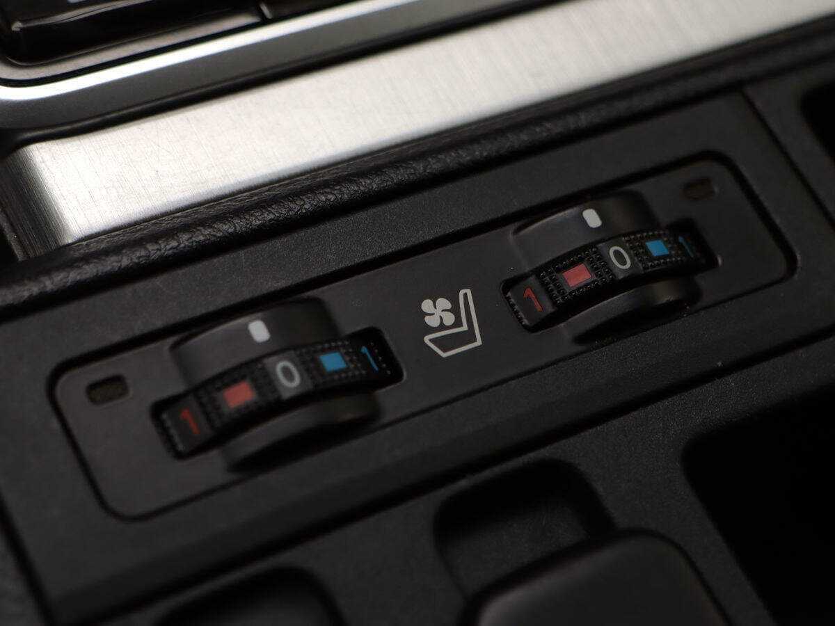 Toyota Land Cruiser Prado, 2017 Фото №19