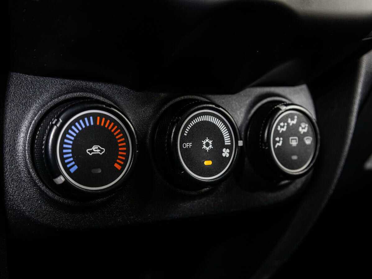 Mitsubishi ASX, 2011 Фото №16