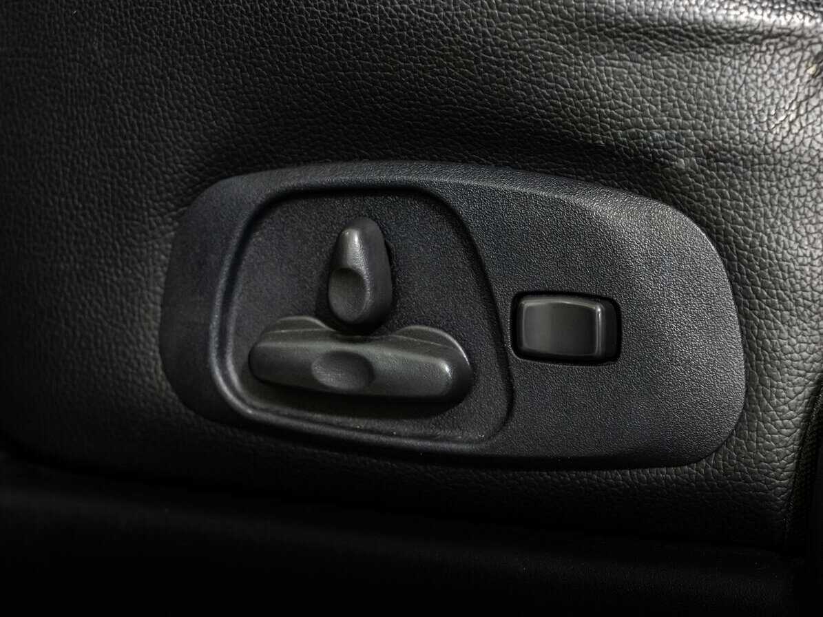 Mitsubishi Pajero, 2011 Фото №19