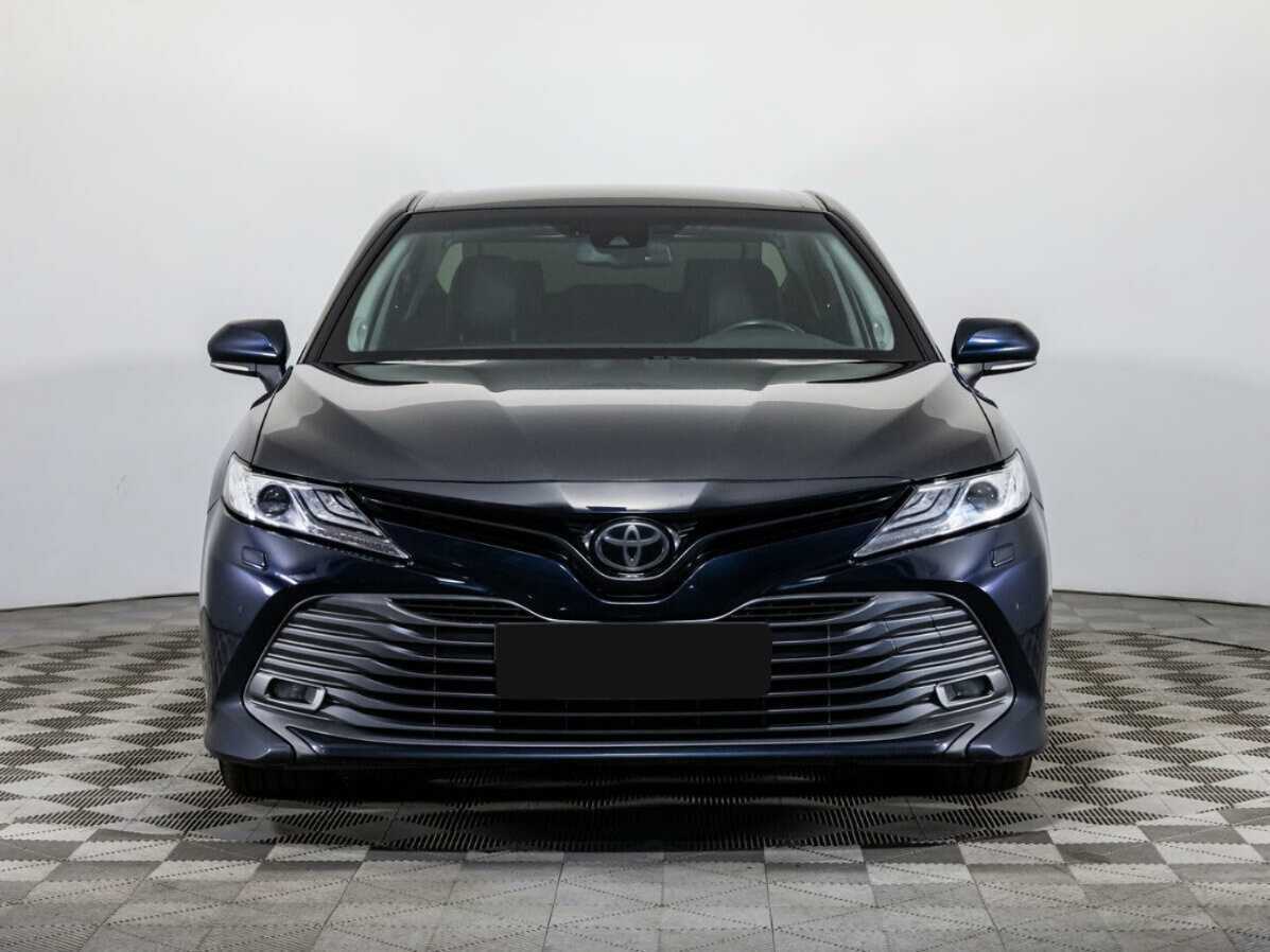 Toyota Camry, 2018 - 120 000 км. | Фото №2