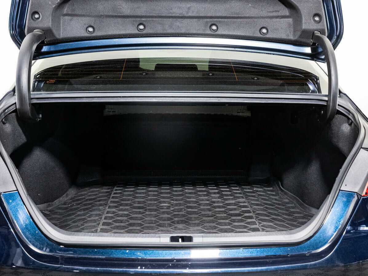 Toyota Camry, 2018 Фото №21