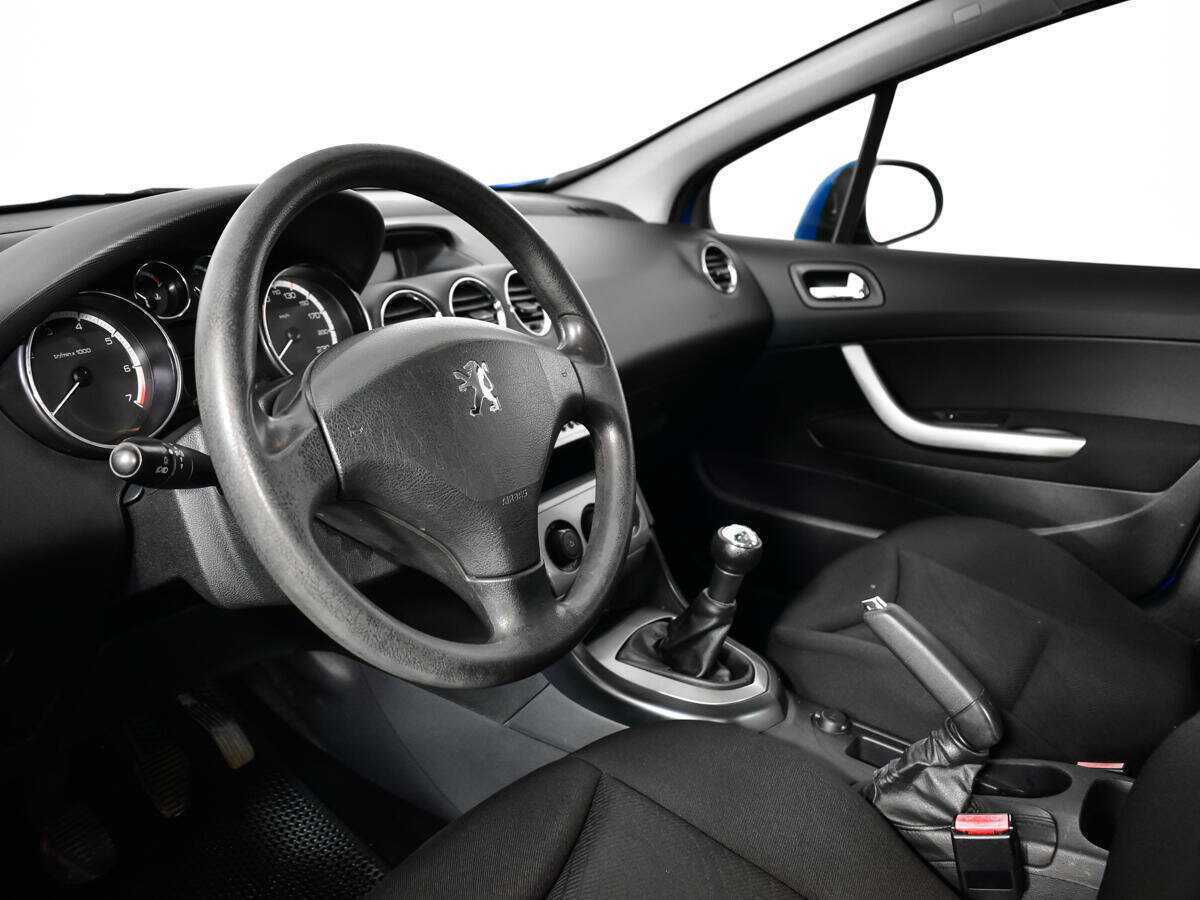 Peugeot 308, 2010 Фото №13