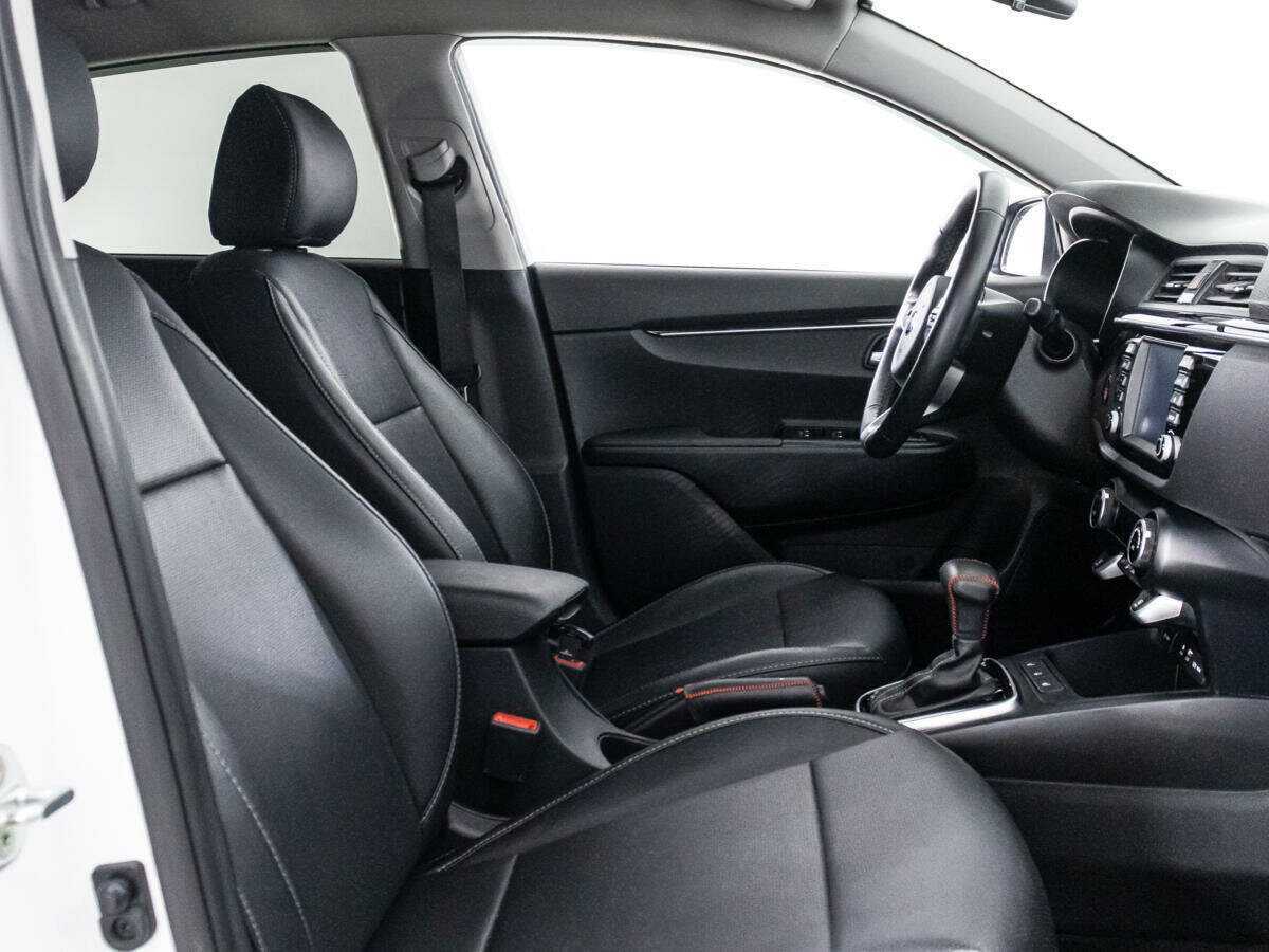 Kia Rio X-Line, 2020 Фото №16