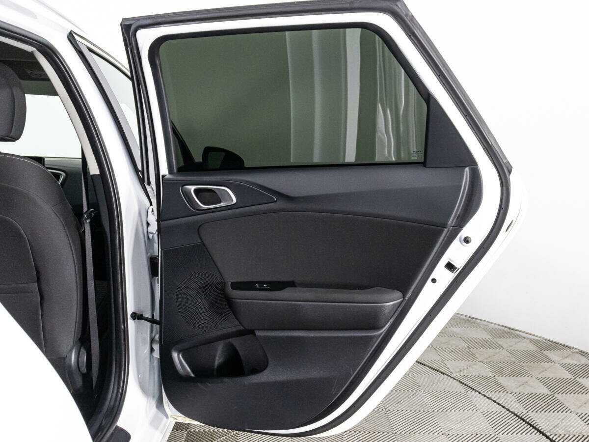 Kia Ceed, 2023 Фото №25