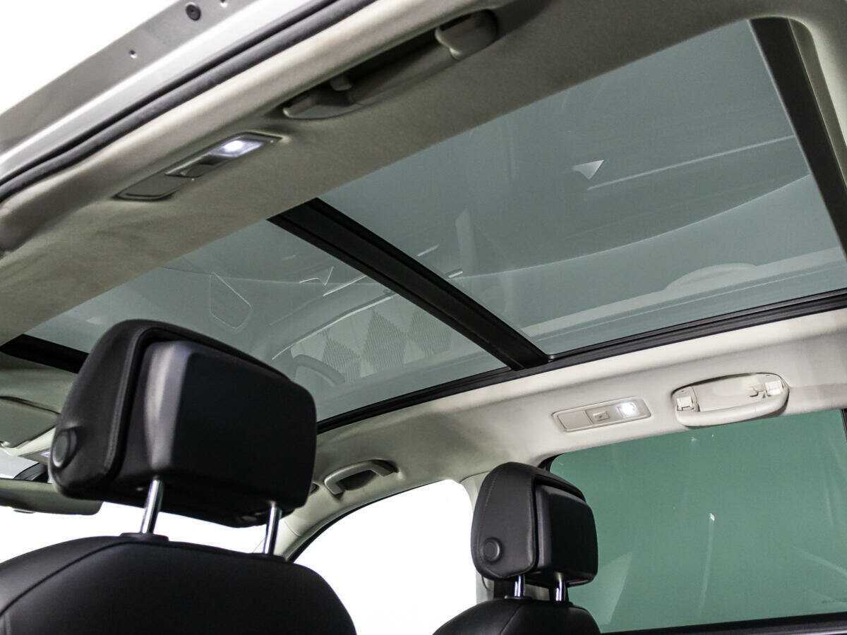 Volkswagen Tiguan, 2018 Фото №17