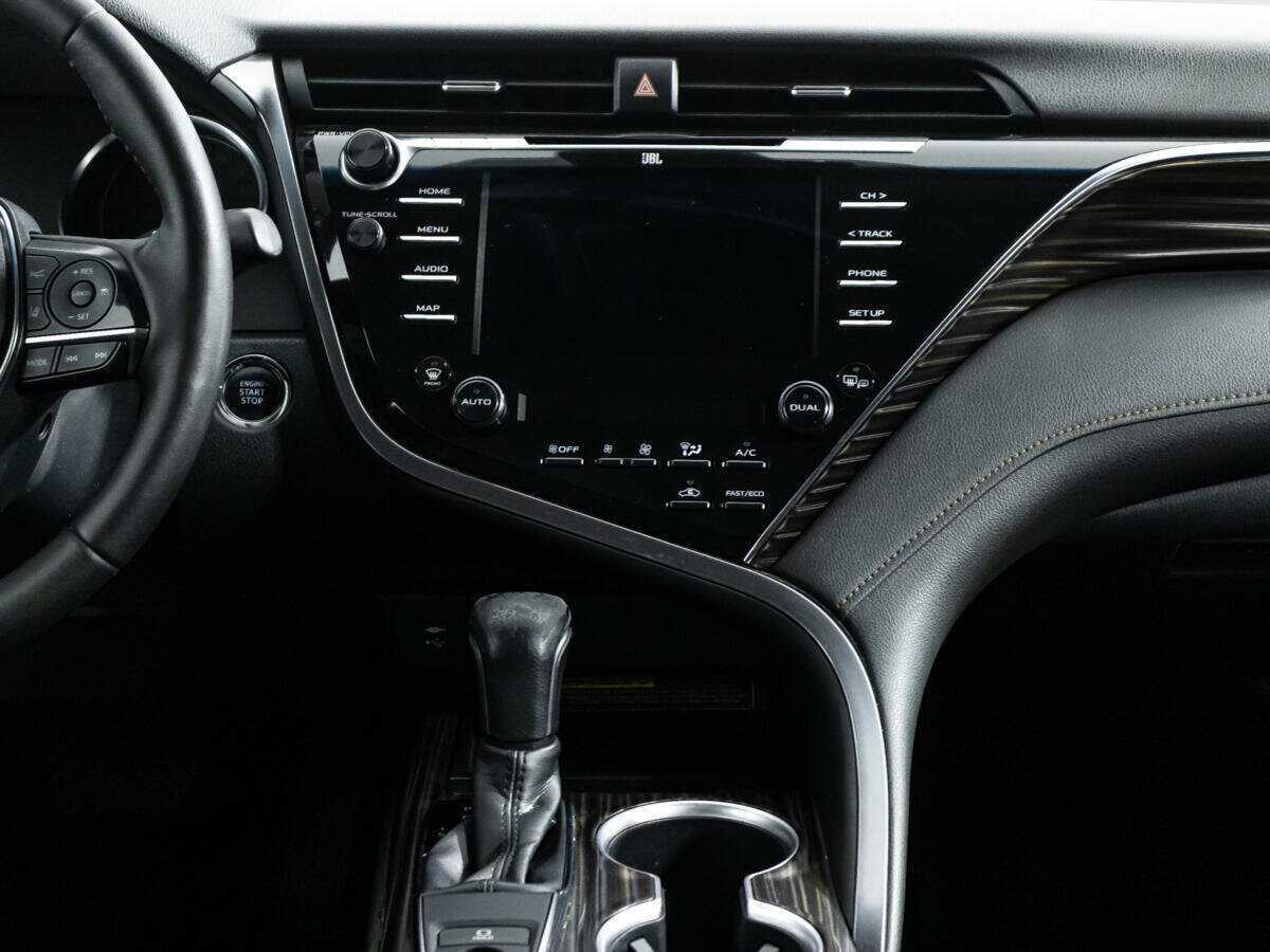 Toyota Camry, 2020 Фото №14