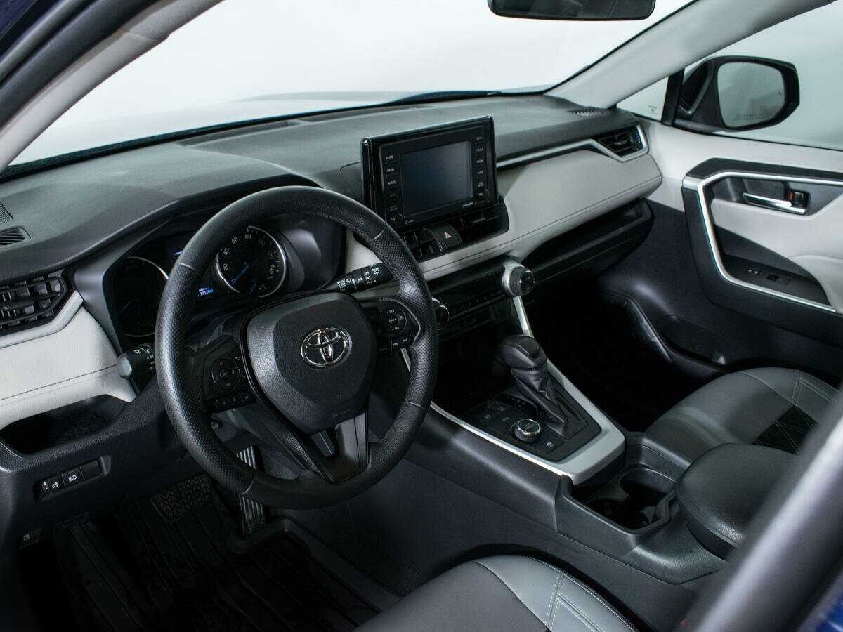 Toyota RAV4, 2020 Фото №13